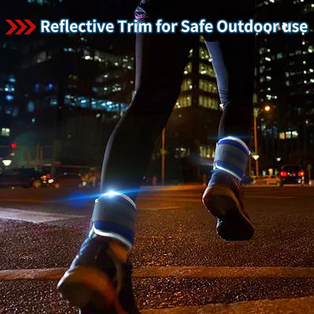 Grey PROIRON wrist and ankle weights, 1.5 kg each: Reflective trim illuminated in low light