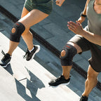 PROIRON knee supports worn during outdoor exercise